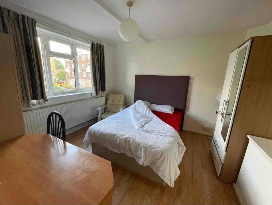 Arbnb Comfy Sleep Guest House Self Catering Private Bedrooms 60 Pound Per Night Per Person Londra Esterno foto
